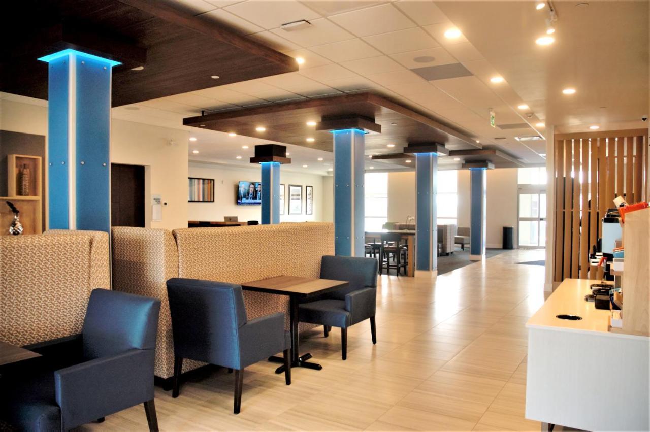 Holiday Inn Express & Suites - Edmonton Sw - Windermere By Ihg Dış mekan fotoğraf