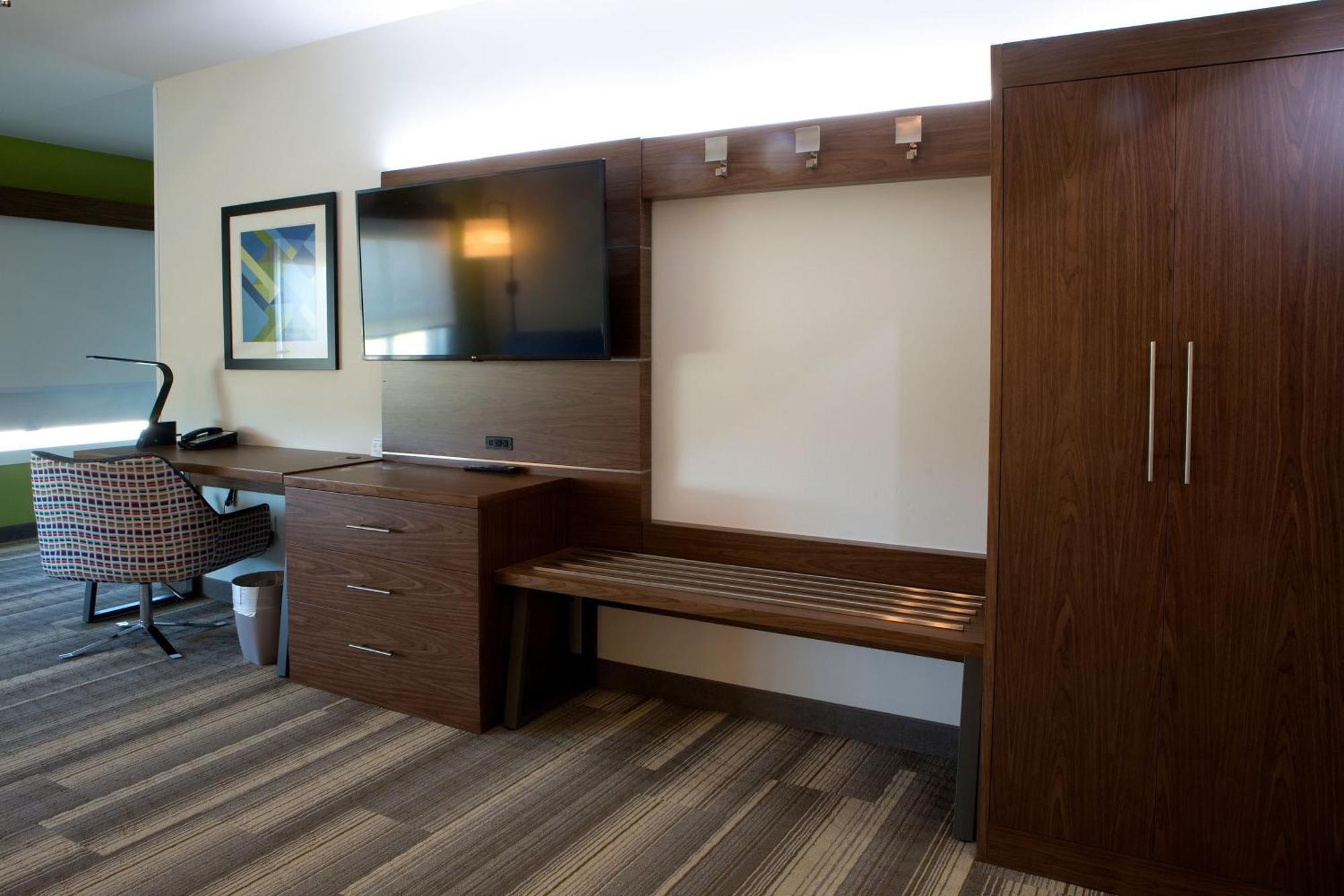 Holiday Inn Express & Suites - Edmonton Sw - Windermere By Ihg Dış mekan fotoğraf