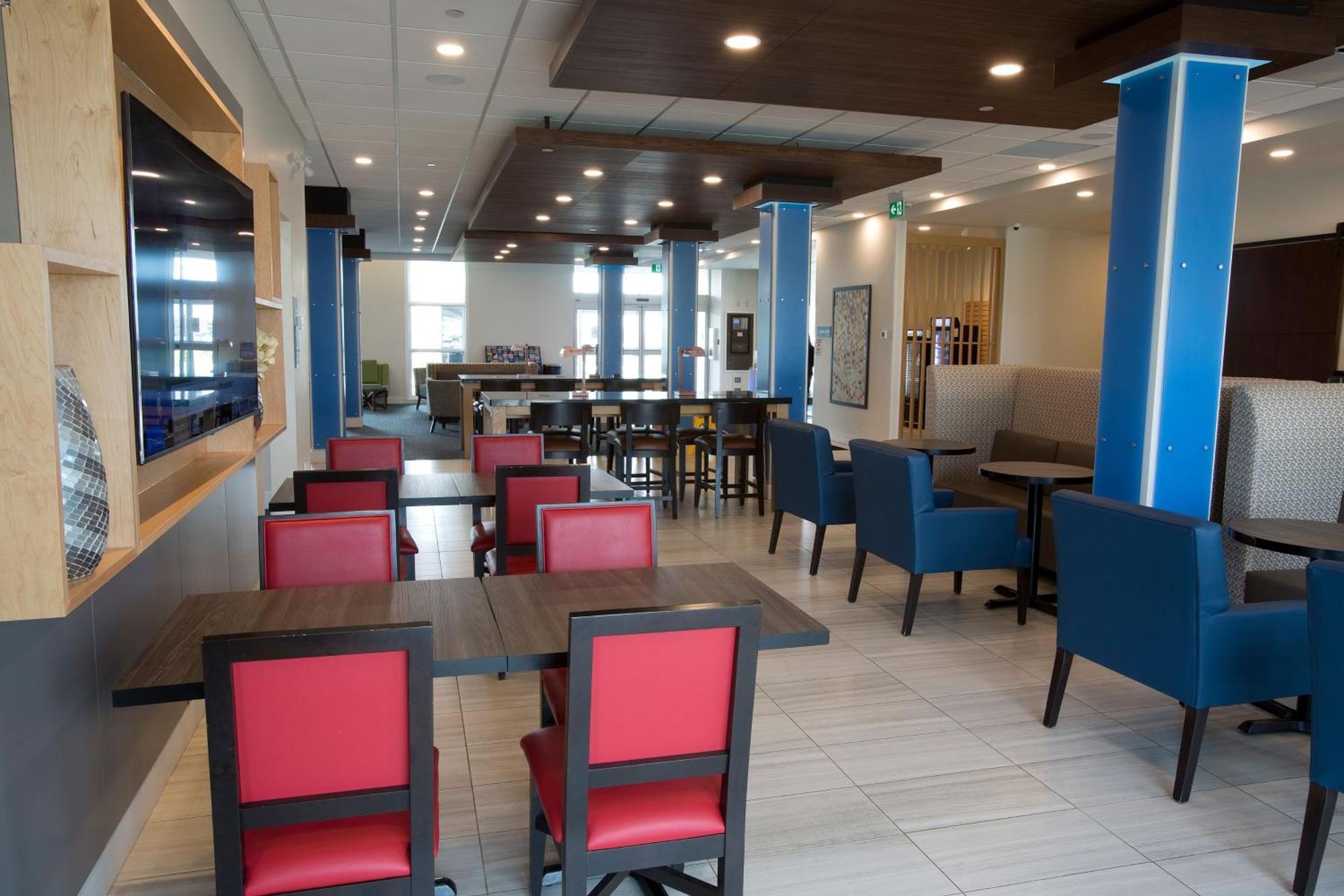 Holiday Inn Express & Suites - Edmonton Sw - Windermere By Ihg Dış mekan fotoğraf