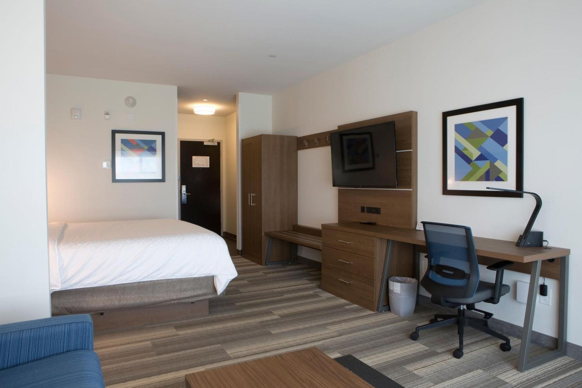 Holiday Inn Express & Suites - Edmonton Sw - Windermere By Ihg Dış mekan fotoğraf